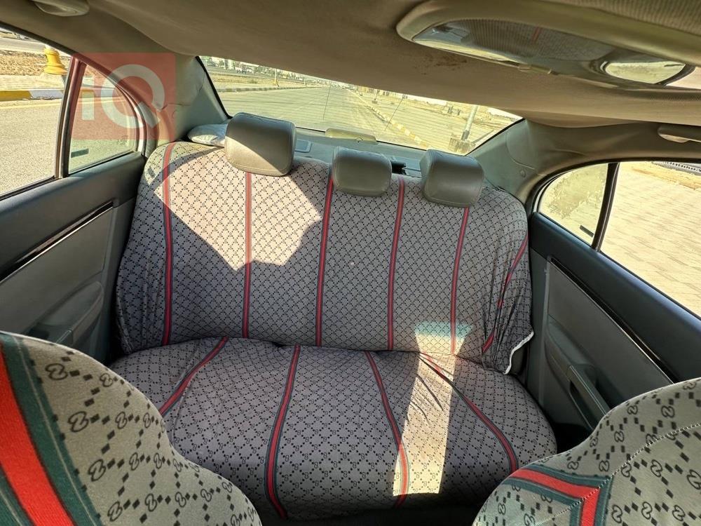 جیلی ئێم گراند EC7